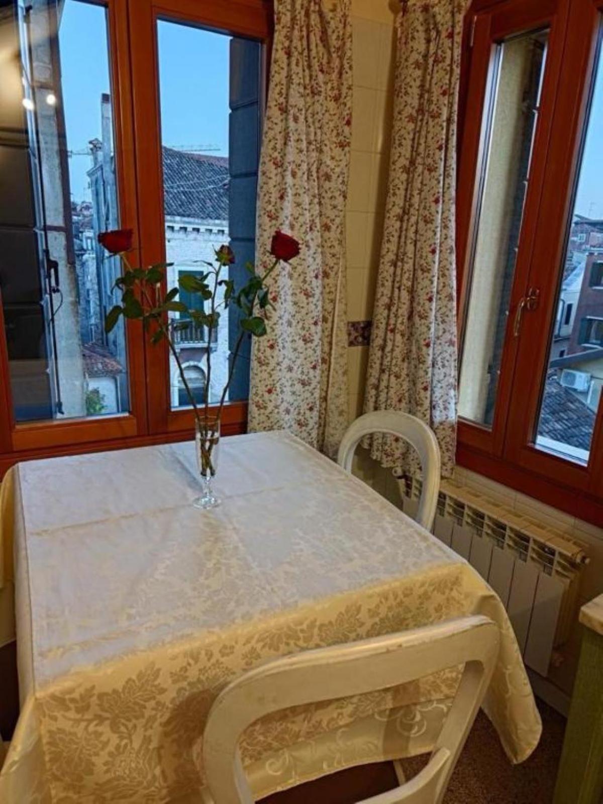 Emanuela'S Flat Leilighet Venezia Eksteriør bilde